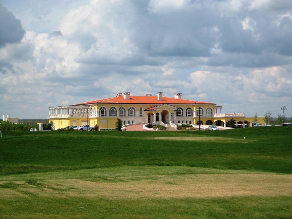 Lighthouse Golf Resort Private Properties บัลชิค ภายนอก รูปภาพ